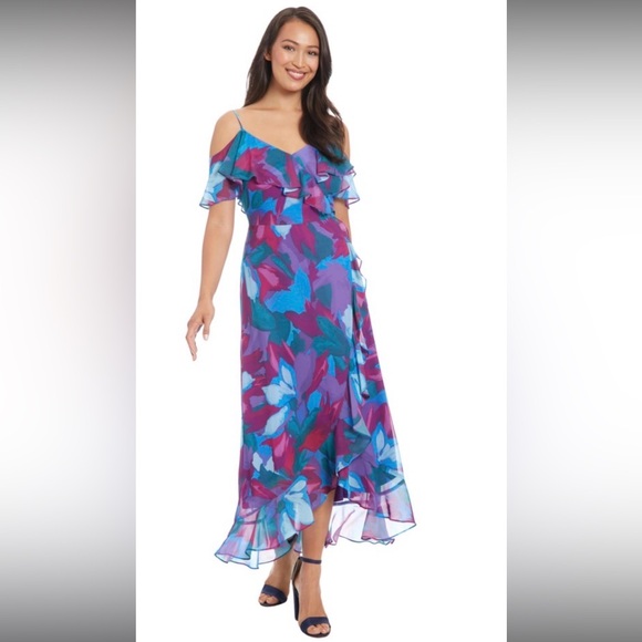 Dresses & Skirts - Floral Off-Shoulder Maxi Dress